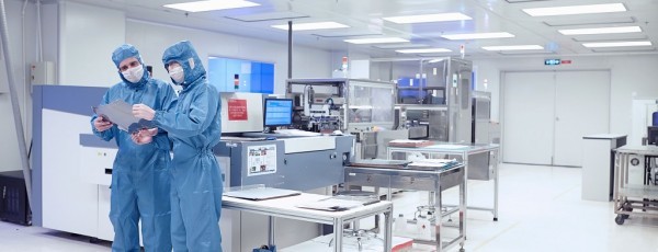 专业地坪与智能电子产品的技术开发 融合创新与未来趋势